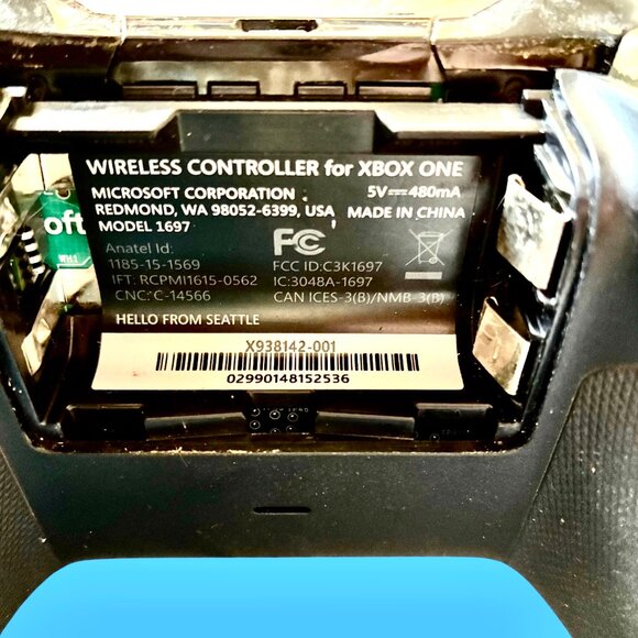 Microsoft Xbox One Wireless Controller 1697 White Tested Works - Picture 6 of 7